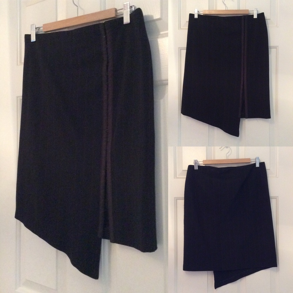 Like new Anne-x asymmetrical pinstriped skirt